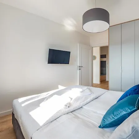 Lux 17 F Perlowa Przystan- Appartement *